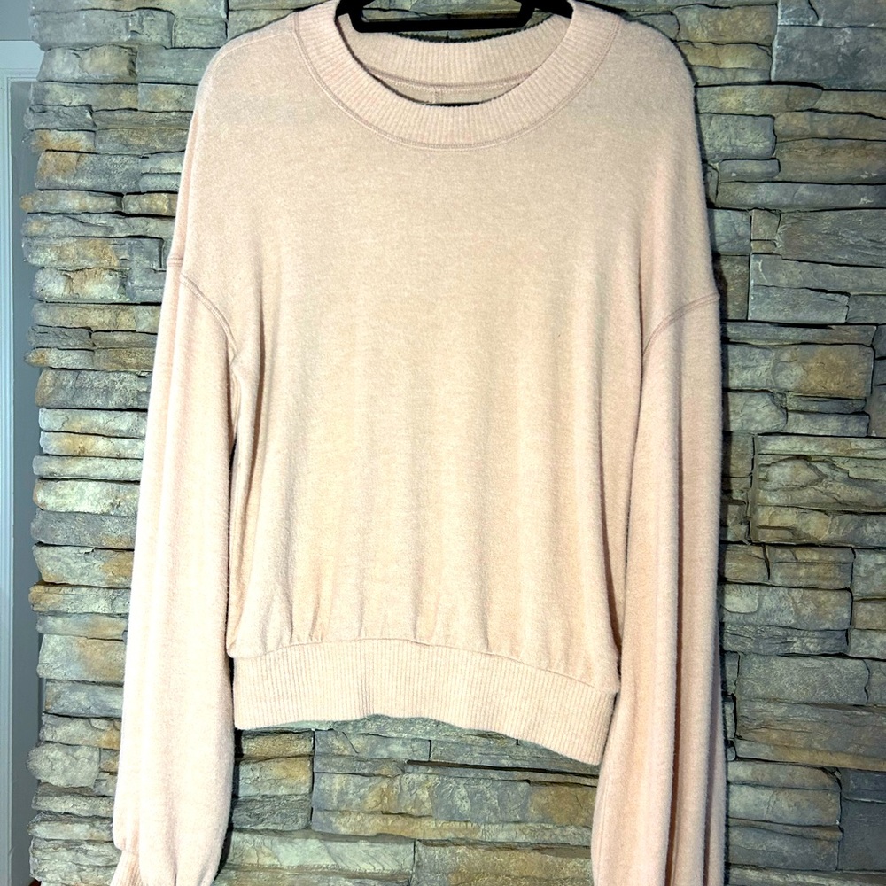Free People Beach Soft Crewneck size XS